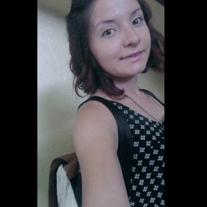 Meet your Posher, Adriana